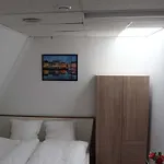 Budget Copenhagen Pansiyon *